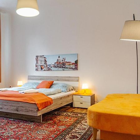 Comfy 2Br- Apartment Near Wiener Stadthalle Eksteriør bilde