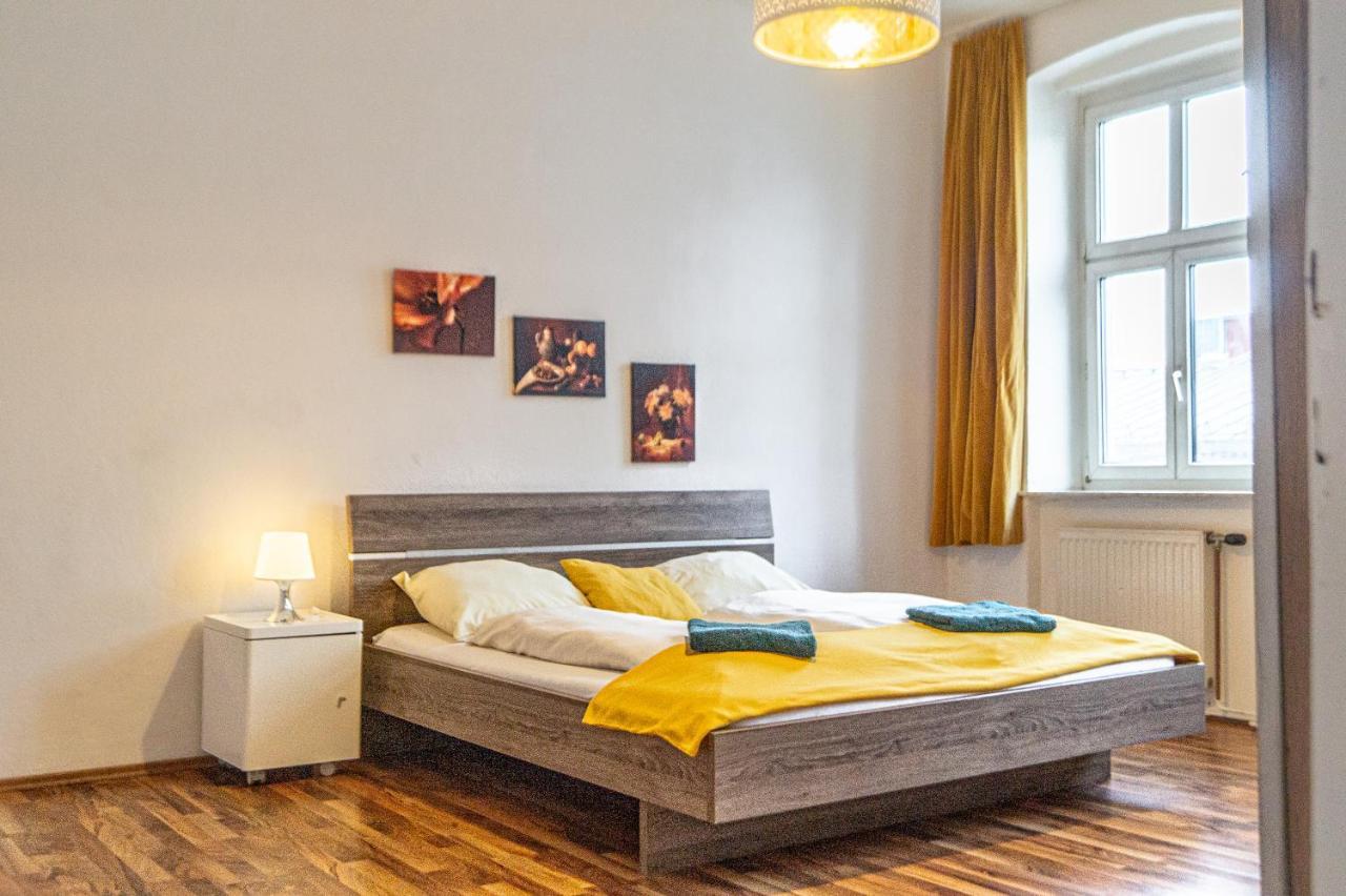 Comfy 2Br- Apartment Near Wiener Stadthalle Eksteriør bilde