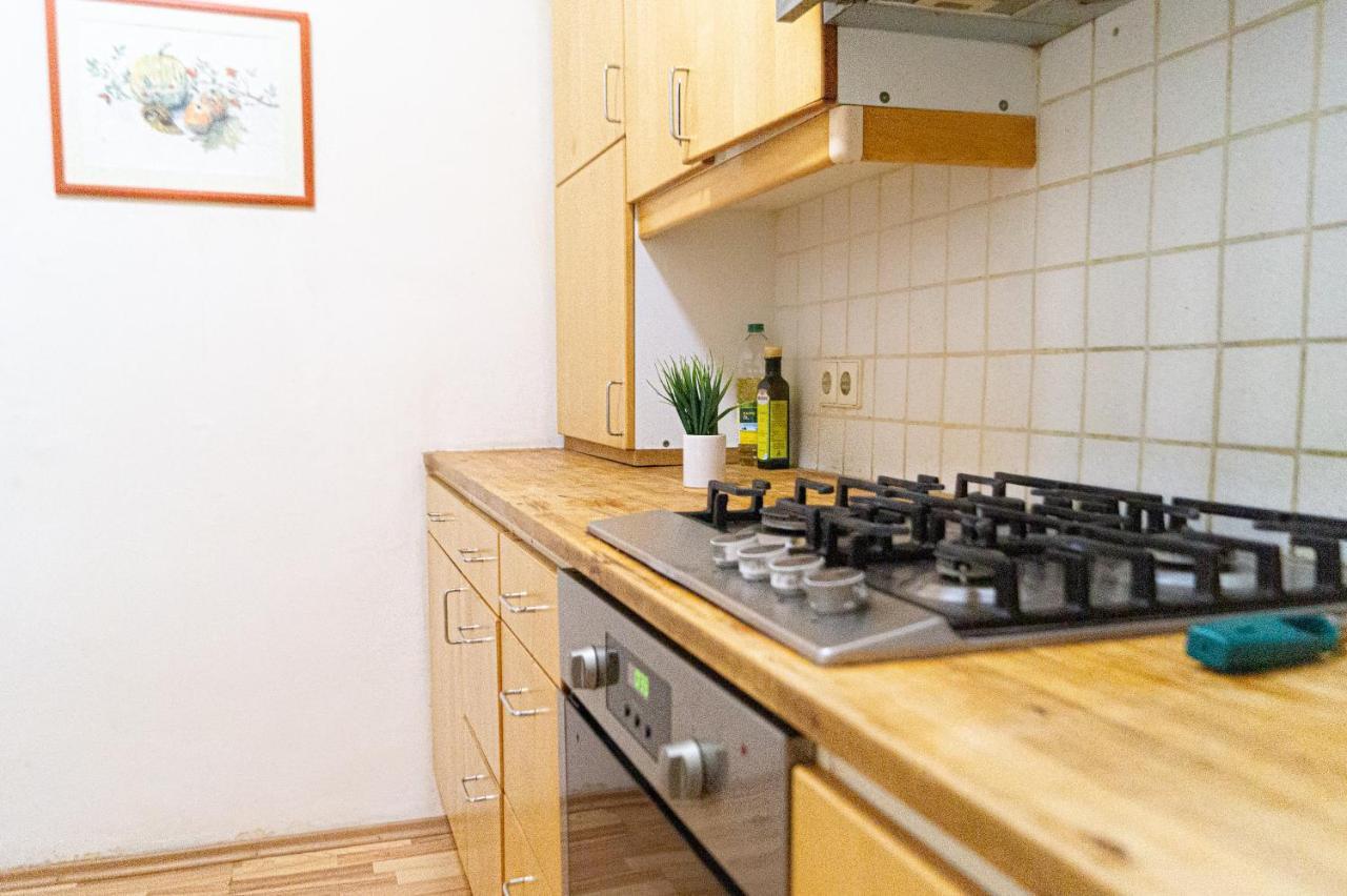 Comfy 2Br- Apartment Near Wiener Stadthalle Eksteriør bilde