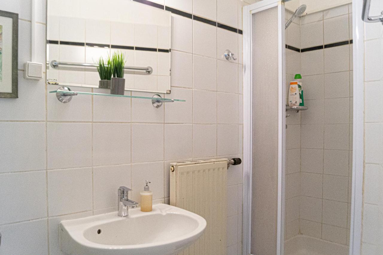 Comfy 2Br- Apartment Near Wiener Stadthalle Eksteriør bilde