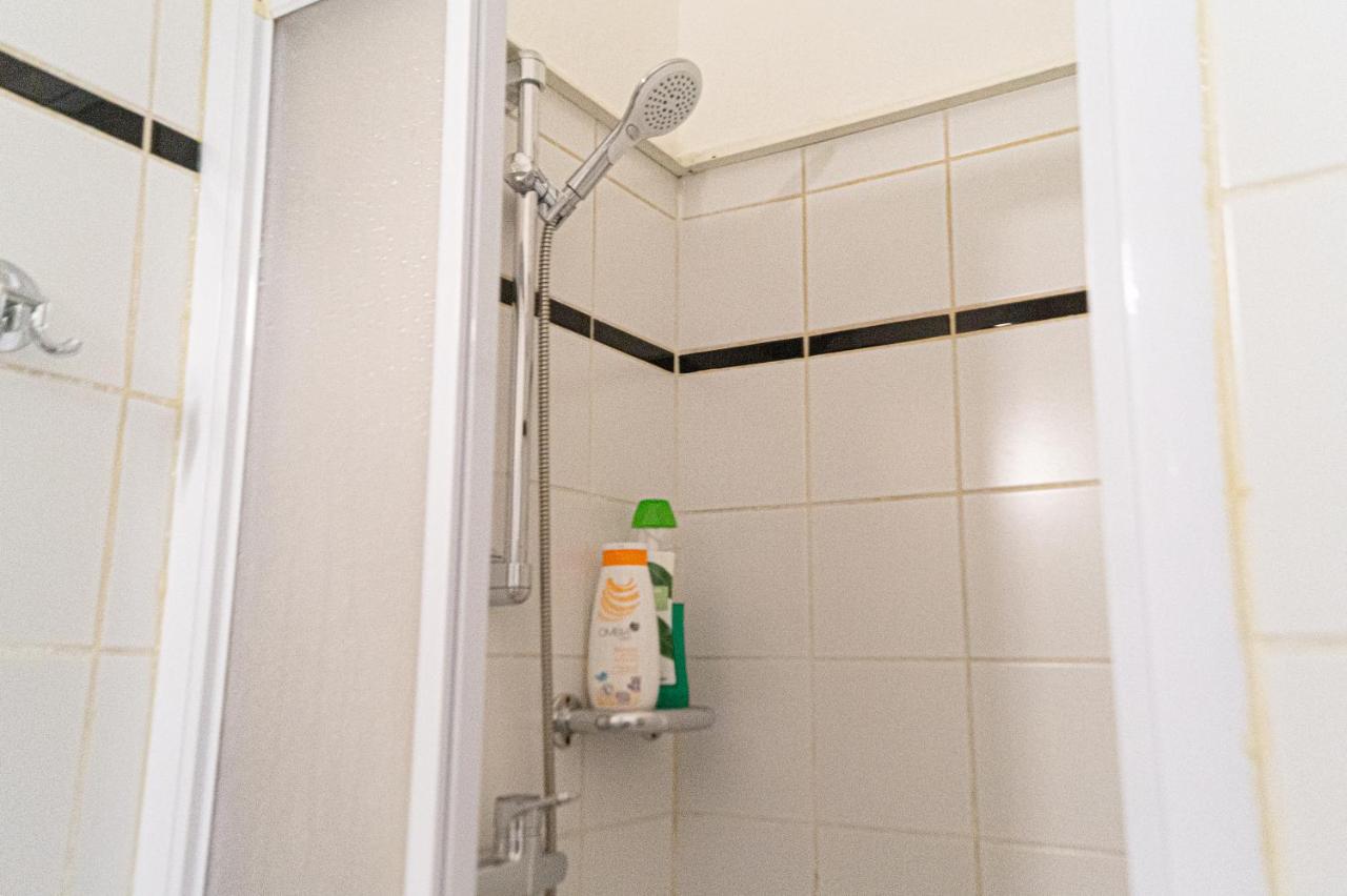 Comfy 2Br- Apartment Near Wiener Stadthalle Eksteriør bilde